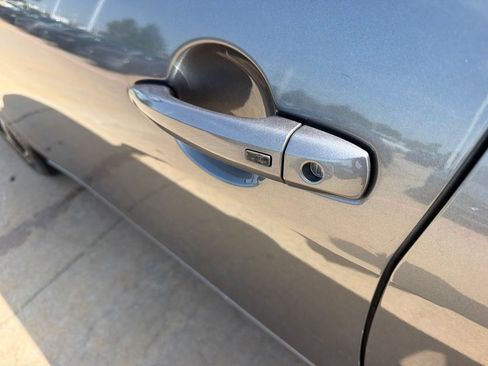 Used 2022 Nissan Sentra SV w/ Trunk Package FWD image 12