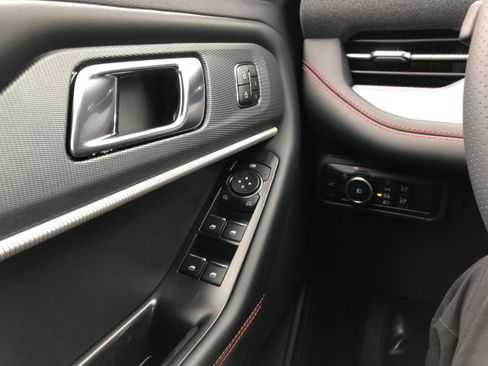 New 2026 Ford Explorer ST-Line w/ ST-Line Street Pack image 19