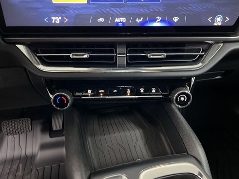 New 2026 Chevrolet Equinox EV LT image 51