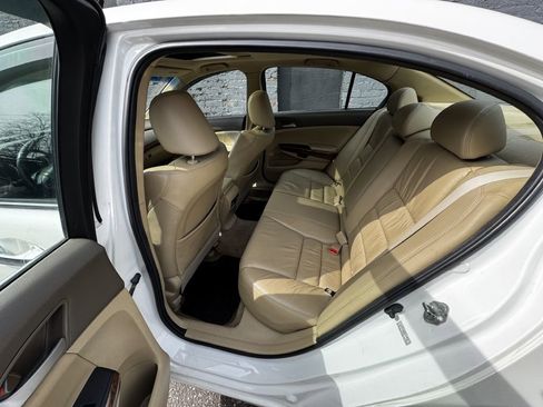 Used 2010 Honda Accord EX-L image 13