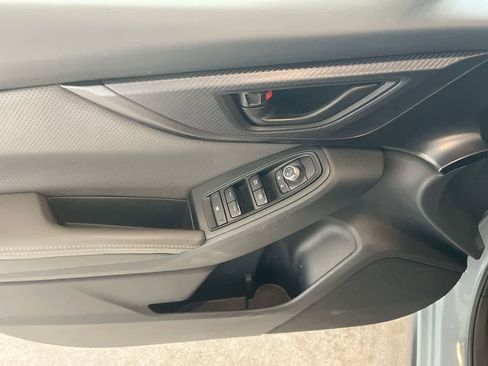 Used 2022 Subaru Crosstrek 2.5i Sport w/ Moonroof Package image 13