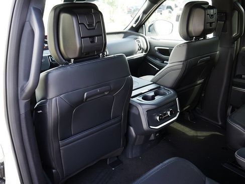 New 2027 Ford Expedition Platinum w/ Stealth Performance Package AWD/4WD image 14