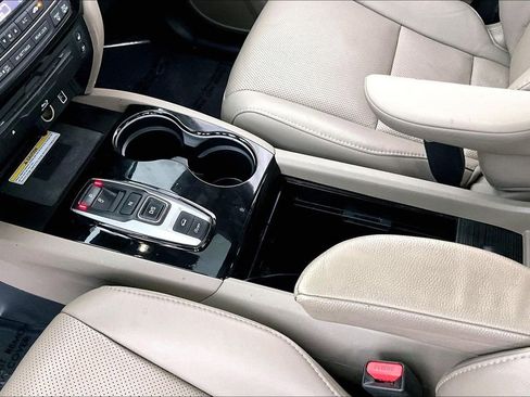 Used 2022 Honda Pilot Elite image 18
