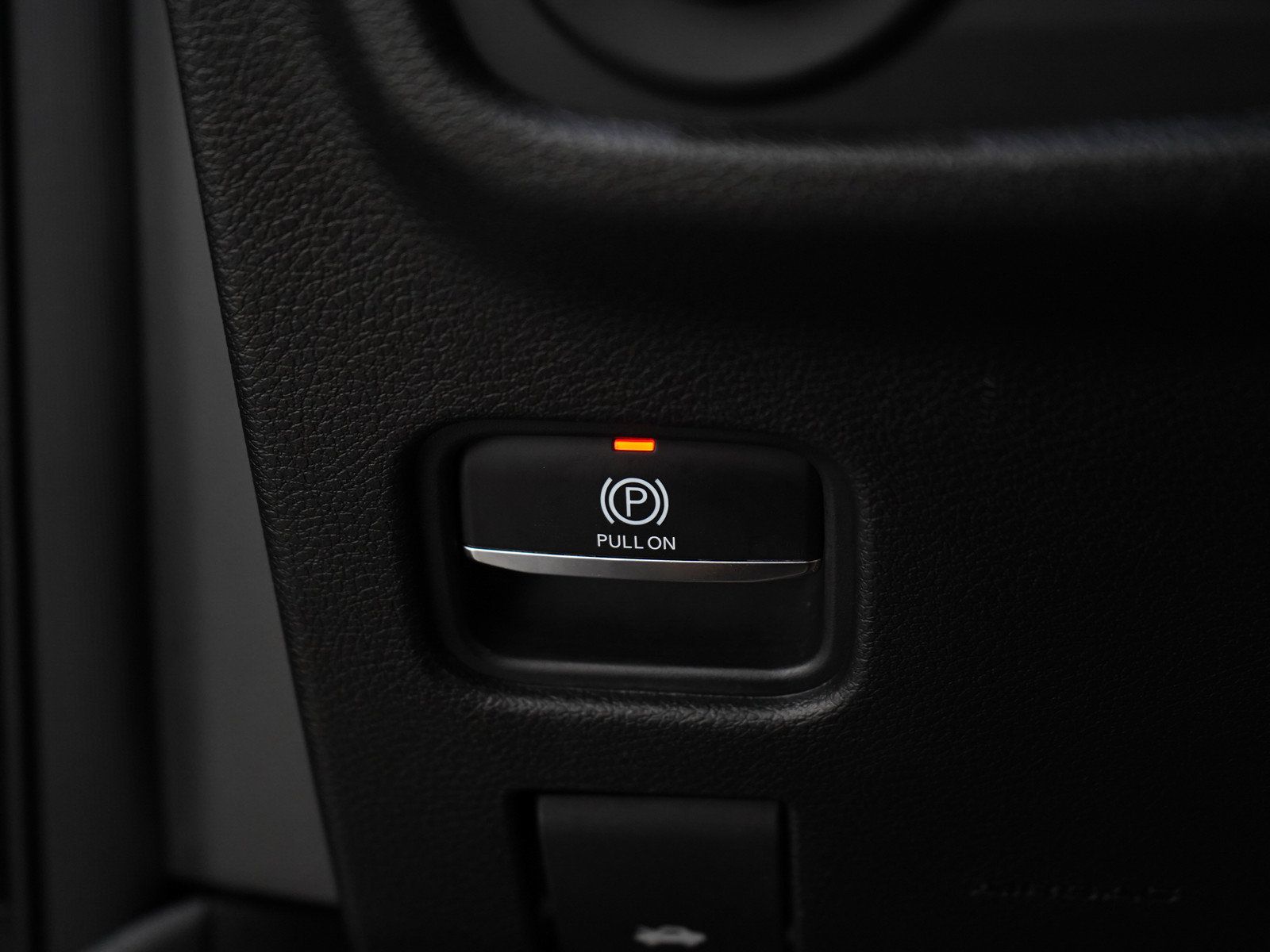 Used 2023 Jeep Grand Cherokee Limited AWD/4WD image 28