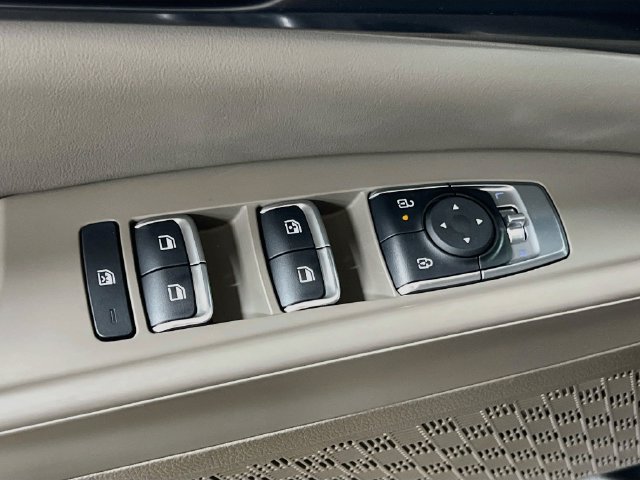 New 2027 Kia Carnival LXS FWD image 18
