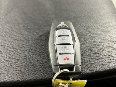Used 2024 Mitsubishi Outlander SEL image 31