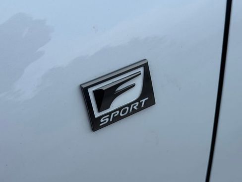 Certified 2025 Lexus ES 350 F Sport image 8