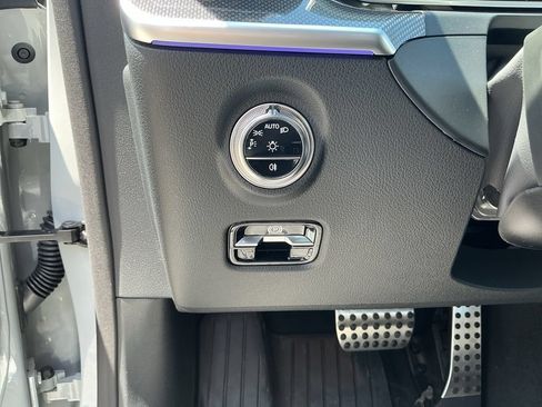Certified 2026 Mercedes-Benz CLE 300 4MATIC Coupe image 15