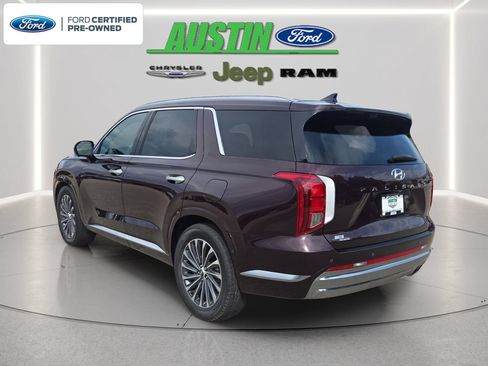 Used 2025 Hyundai Palisade Calligraphy AWD/4WD image 3