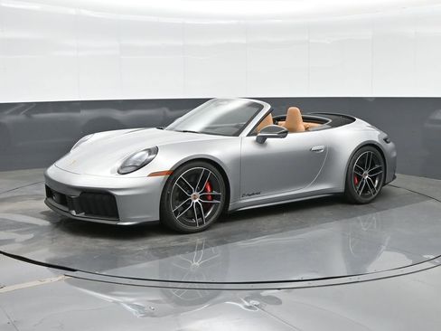 New 2026 Porsche 911 Carrera 4 GTS image 1