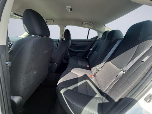 Used 2024 Nissan Sentra SV FWD image 14