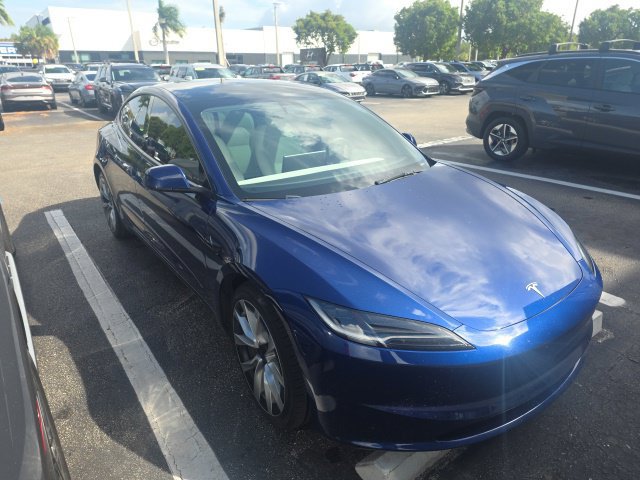 Used 2024 Tesla Model 3 Standard Range RWD image 8