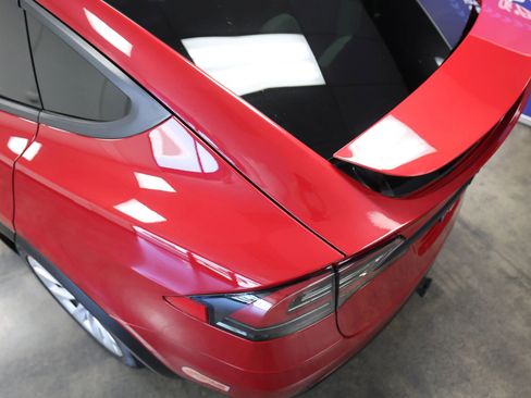 Used 2020 Tesla Model X Long Range AWD/4WD image 18