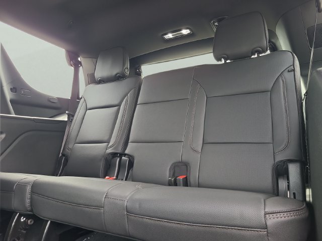 New 2026 Chevrolet Tahoe High Country RWD image 15