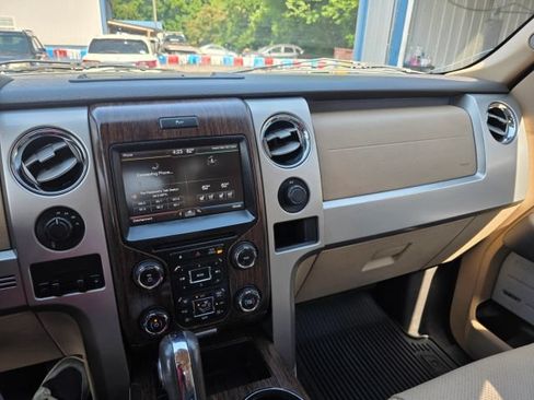 Used 2013 Ford F150 Lariat w/ Luxury Equipment Group AWD/4WD image 16