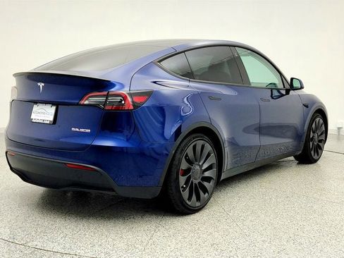 Used 2023 Tesla Model Y Long Range image 5