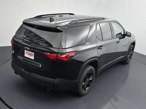Used 2023 Chevrolet Traverse LT FWD image 29