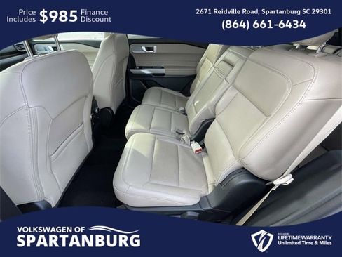 Used 2024 Ford Explorer Limited image 11