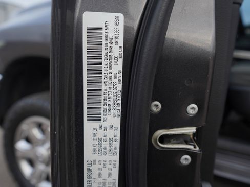 Used 2014 RAM 3500 Big Horn image 23