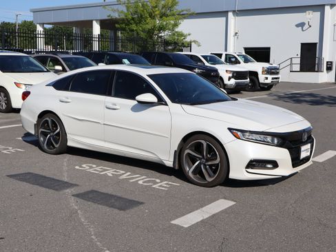 Used 2020 Honda Accord Sport image 13