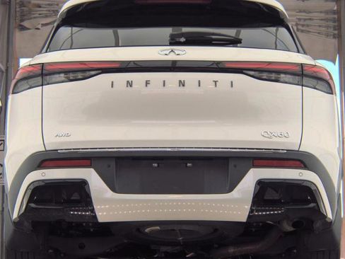 Certified 2023 INFINITI QX60 Luxe w/ Performance Audio Package AWD/4WD image 7