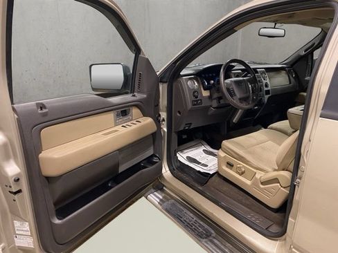 Used 2010 Ford F150 XLT AWD/4WD image 11