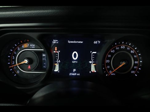 Used 2024 Jeep Wrangler Sport S image 19