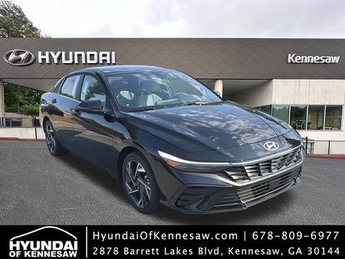 New 2026 Hyundai Elantra Limited FWD image 1