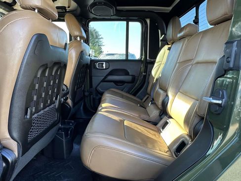 Used 2023 Jeep Gladiator Rubicon w/ LED Lighting Group image 23