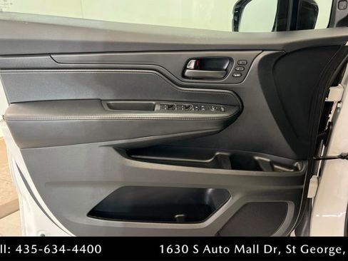 Used 2025 Honda Odyssey Sport-L image 14