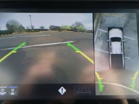 Used 2023 Toyota Tacoma TRD Off-Road w/ TRD Premium Off Road Package AWD/4WD image 55