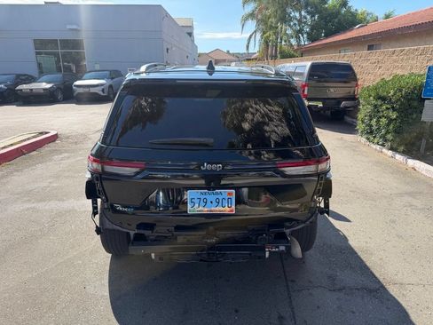 Used 2022 Jeep Grand Cherokee Limited 4xe AWD/4WD image 11