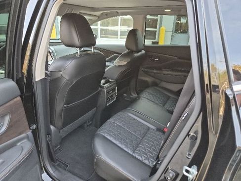 Used 2023 Nissan Murano Platinum w/ Cargo Package AWD/4WD image 12