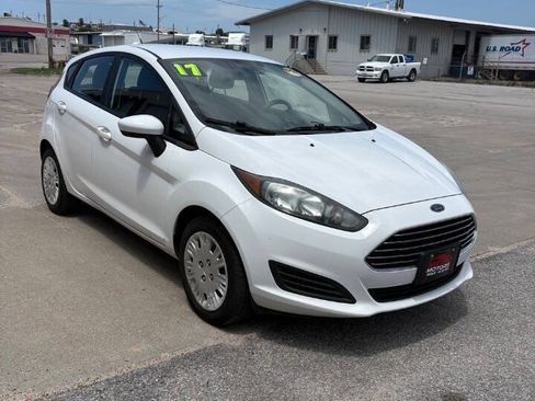 Used 2017 Ford Fiesta S FWD image 1