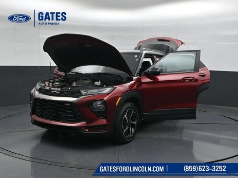 Used 2023 Chevrolet TrailBlazer RS w/ Sun and Liftgate Package AWD/4WD image 59
