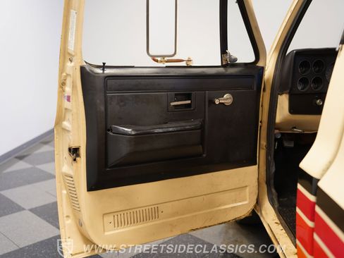 Used 1988 Chevrolet Silverado 3500 2WD Regular Cab image 37