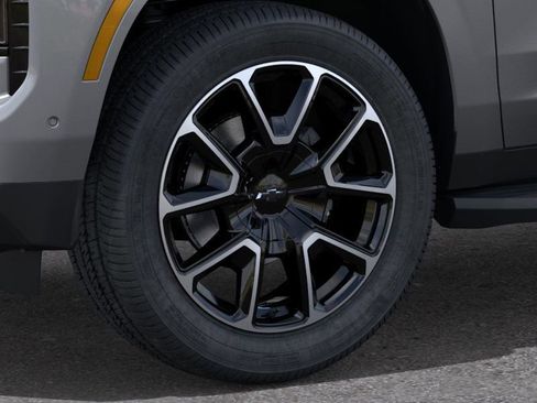 Used 2025 Chevrolet Tahoe RST w/ Comfort Package RWD image 19