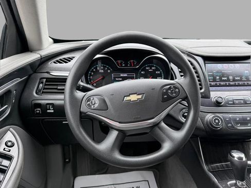 Used 2018 Chevrolet Impala LS FWD image 27