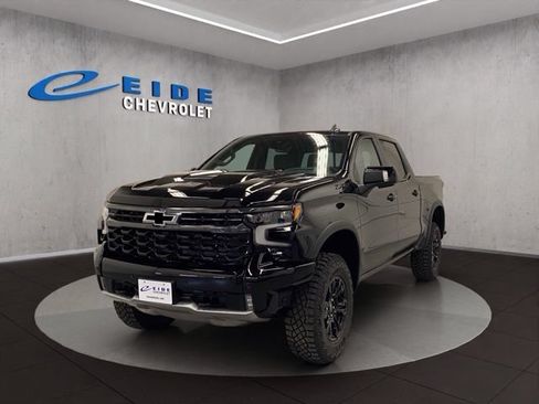 New 2026 Chevrolet Silverado 1500 ZR2 w/ Dark Appearance Package AWD/4WD image 4