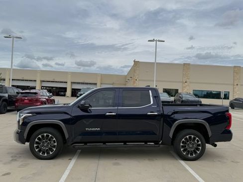 Used 2025 Toyota Tundra Limited AWD/4WD image 7