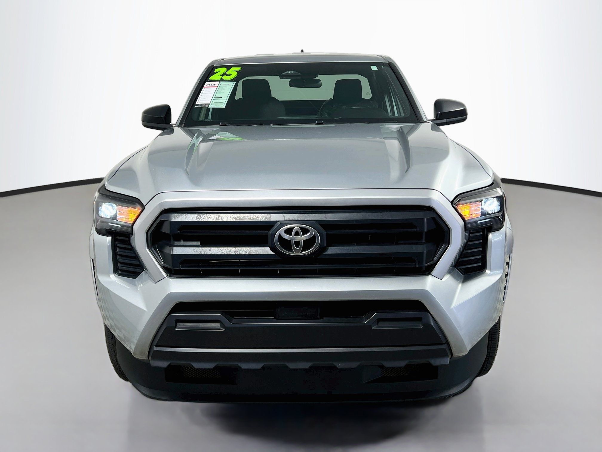 Used 2025 Toyota Tacoma SR w/ Towing Package AWD/4WD image 11