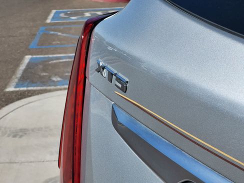 Used 2020 Cadillac XT5 Premium Luxury FWD image 10