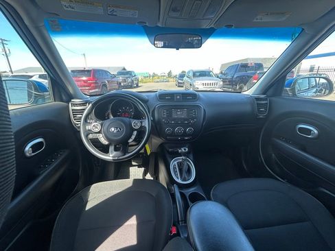 Used 2016 Kia Soul + w/ Designer's Package FWD image 12