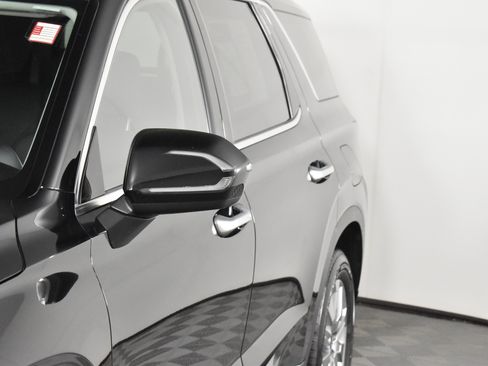 Used 2023 Hyundai Palisade SE image 13