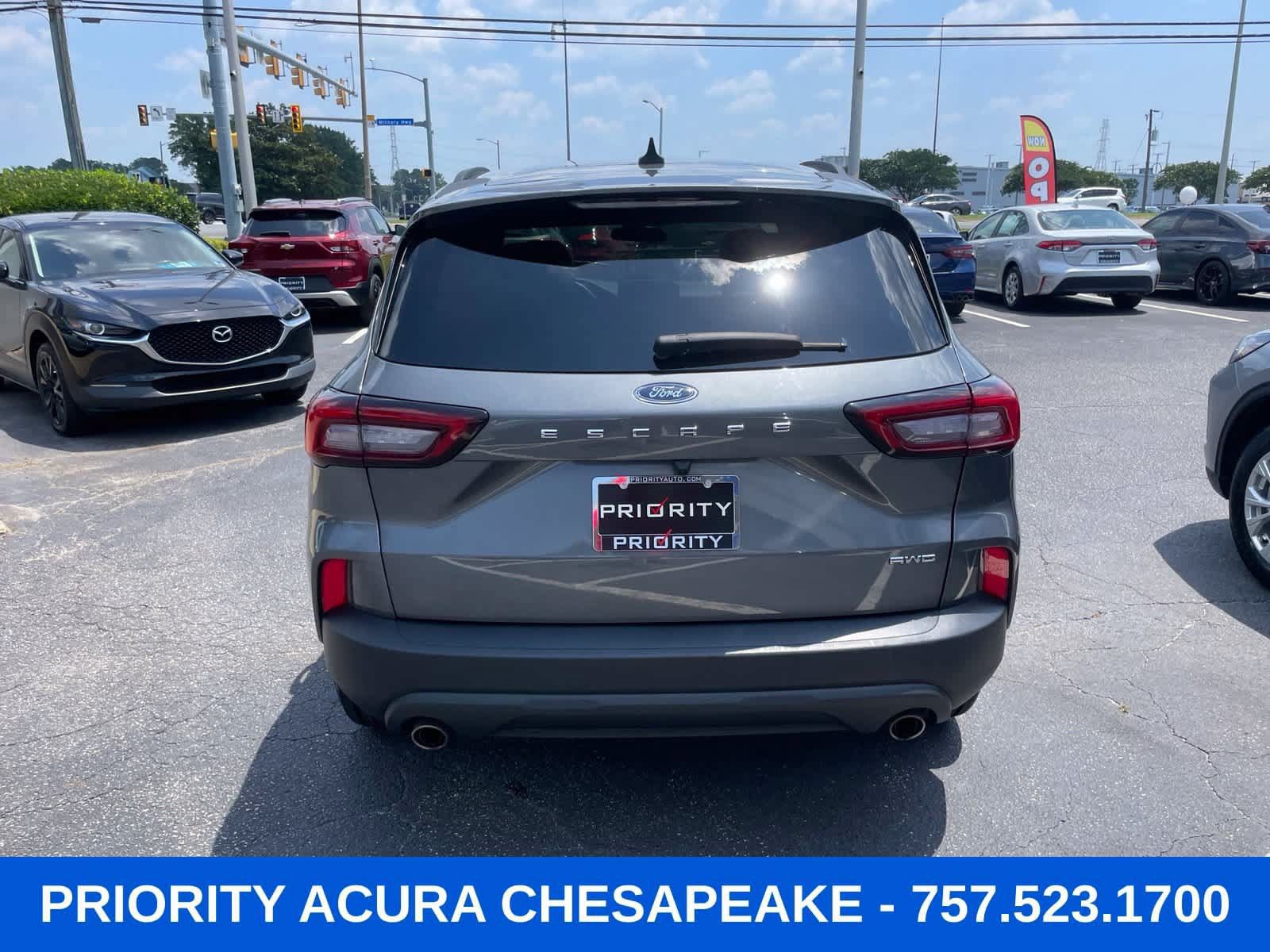 Used 2025 Ford Escape ST-Line AWD/4WD image 5