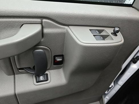 Used 2023 Chevrolet Express 2500 Extended RWD image 11
