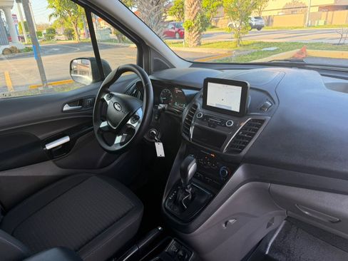 Used 2022 Ford Transit Connect XLT FWD image 26