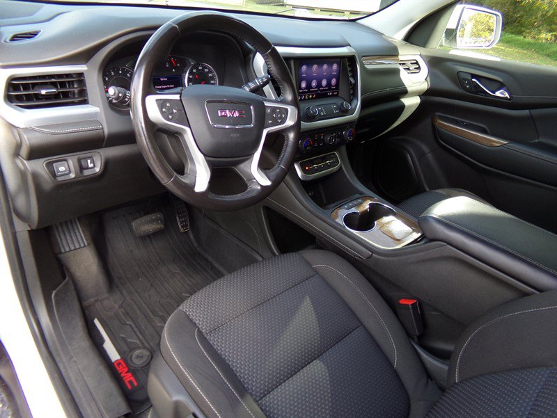 Used 2020 GMC Acadia SLE w/ LPO, Floor Liner Package FWD image 19