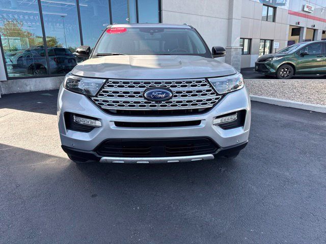 Used 2021 Ford Explorer Limited w/ Equipment Group 301A AWD/4WD image 9