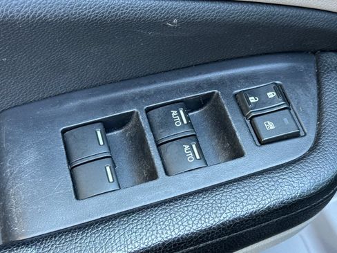 Used 2019 Honda Pilot Elite image 11